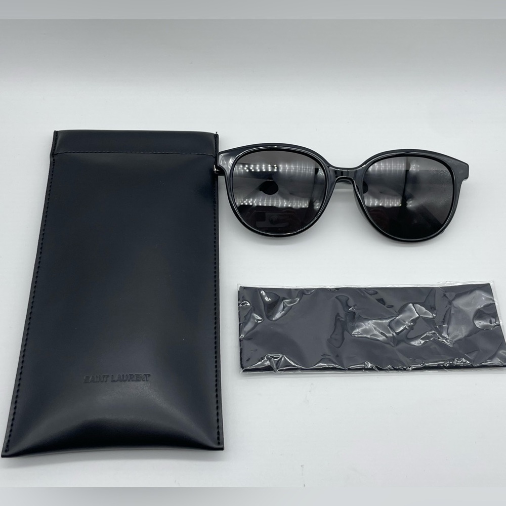 Yves Saint Laurent Classic Black Sunglasses - Picture 1 of 8